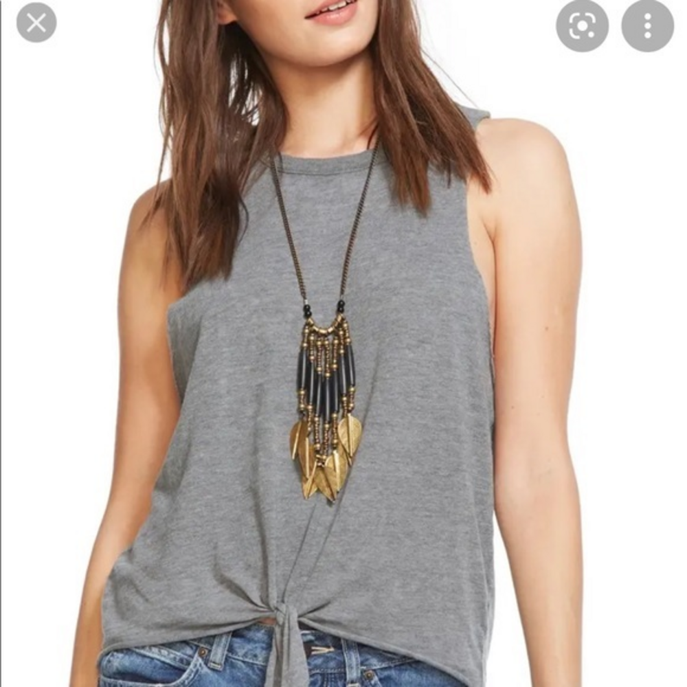 Chaser‎ muscle tank tie front
